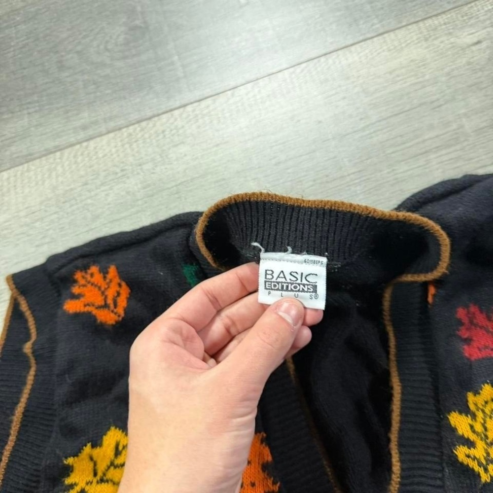 Women's vintage 90s cottage core Indy, grandma core pumpkin fall autumn vest - Picture 3 of 6